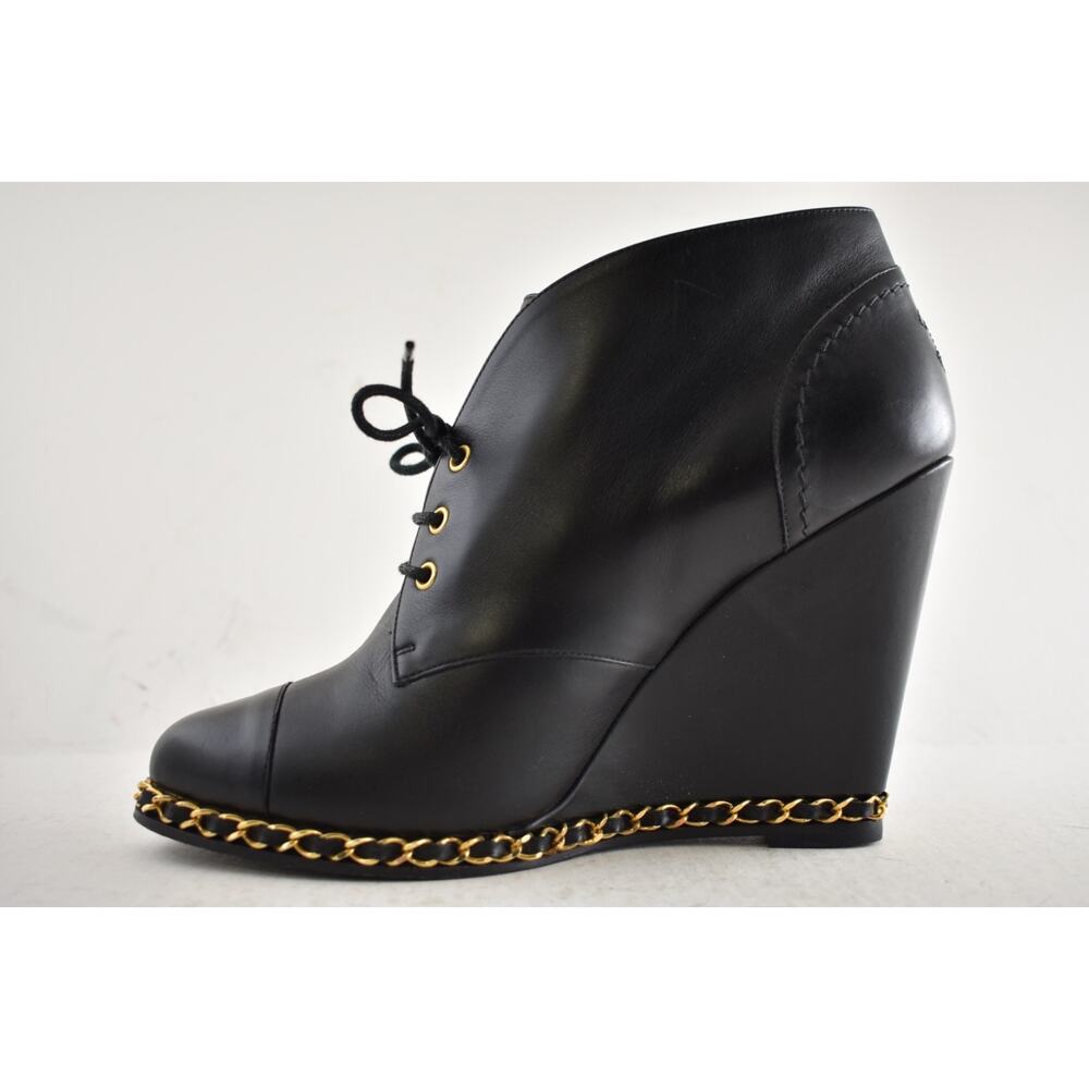 Chanel Black Leather Gold Chain Around CC Logo Lace Up Tie Ankle Wedge Boot 38.5 - Picture 12 of 16